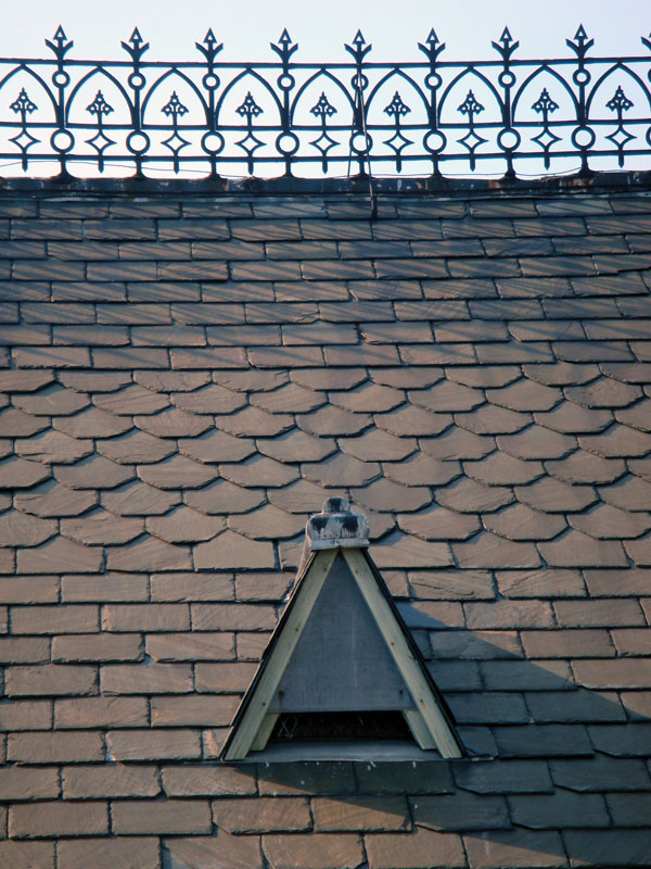 How To Identify Your Roof Slate - Buckingham Virginia slate roof.
